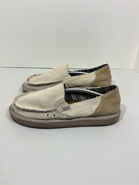 Sanuk Donna Women's Beige & Brown Slip-On Sneakers size 9